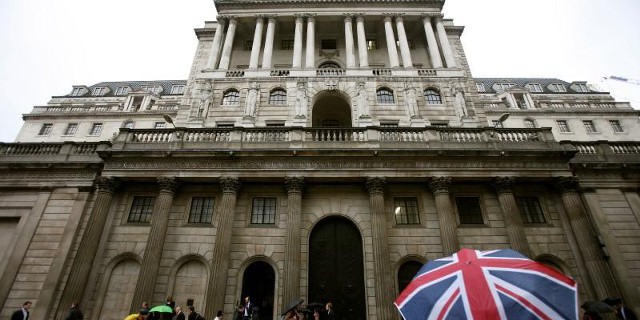 Банки Британии должны