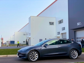 Tesla снизила стартовую